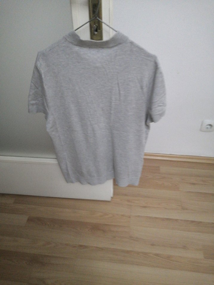 Gri Düğmeli Erkek Triko Tişört L beden boy 66 cm en 48 cm dir. - Görsel 3