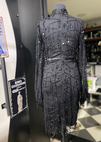 Uzun Siyah Gotik İşlemeli Abiye Elbise - Görsel 2