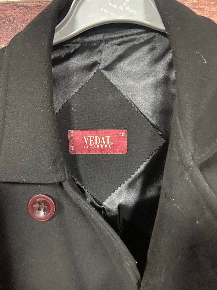 Düğmeli Siyah Kaban kadın - Görsel 3