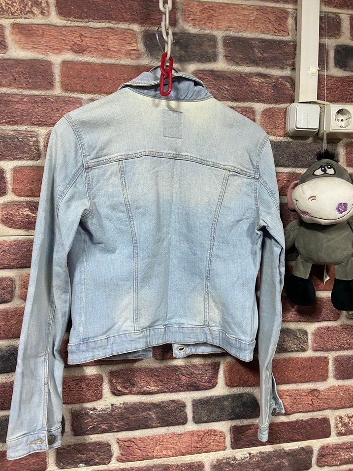 Bershika Düğmeli Açık Mavi Denim Ceket - Görsel 4