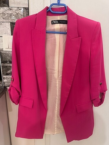 Zara Kıvrık Kollu Blazer