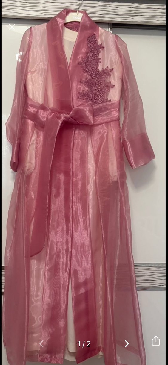 Uzun Kollu, Yüksek Yakalı Mavi Uzun Elbise - Görsel 3