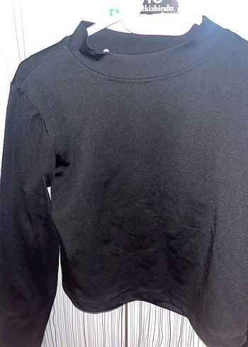 Düz Siyah Boğazlı Kadın crop - Görsel 2