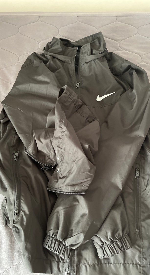 Nike Gri Erkek Kapüşonlu Yağmurluk - Görsel 2