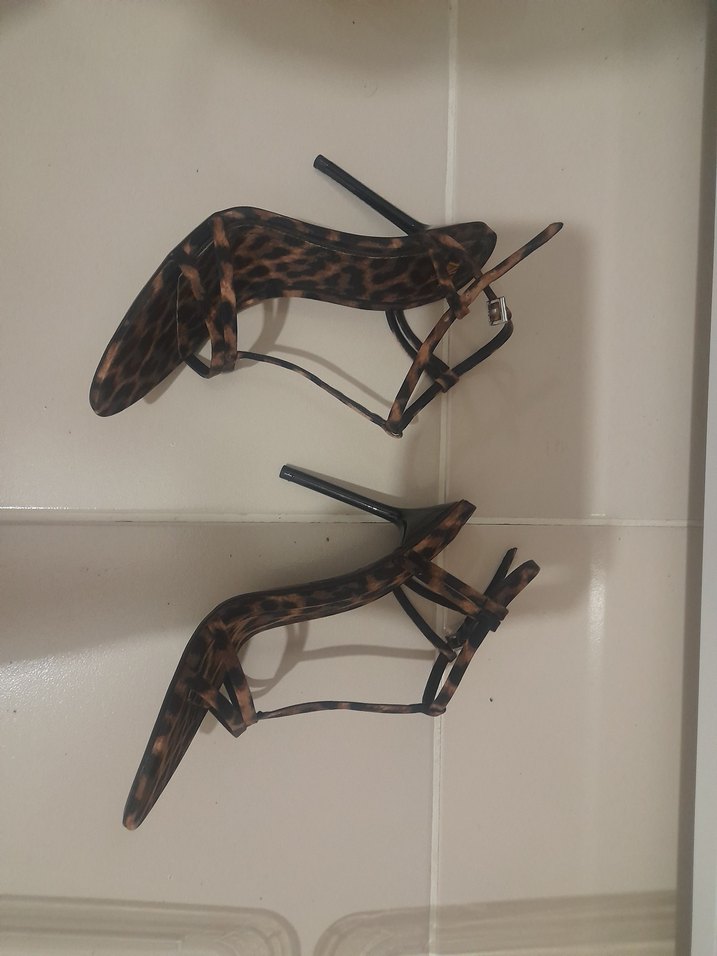 ZARA Leopar Desenli İnce Topuklu Ayakkabı - Görsel 3