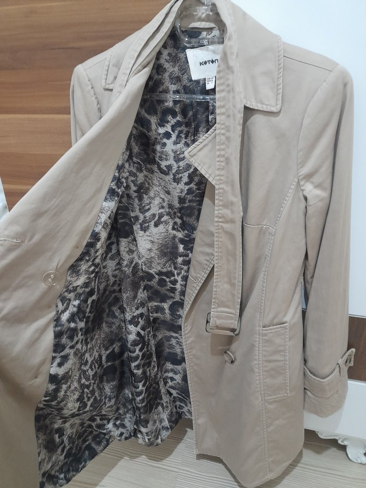 Koton Bej Düğmeli Kadın Trençkot - Görsel 3