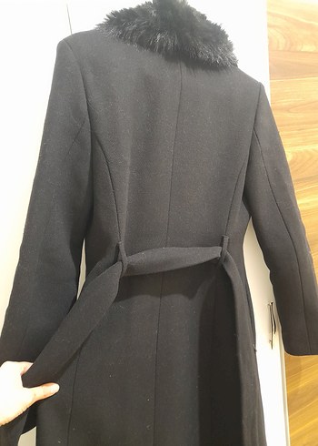 MANGO Siyah Kürk Yaka Detaylı Kaban - Görsel 13