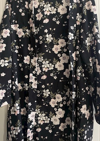 Çiçek Desenli Uzun Kadın Kimono - Görsel 4