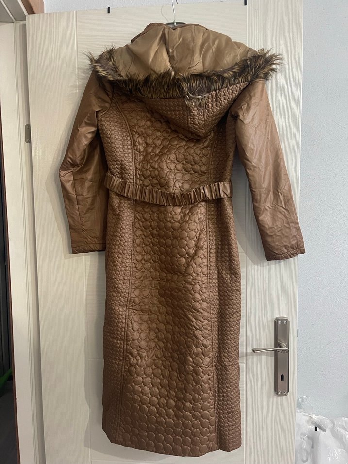 Kahverengi Kürklü kapitone kadın mont - Görsel 3