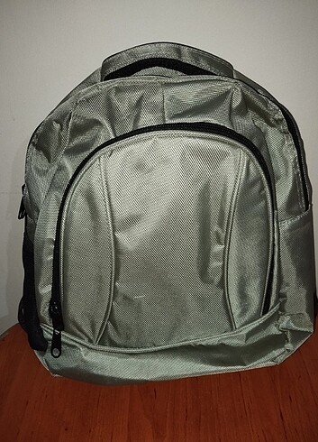  Beden Laptop/Sırt Çantası