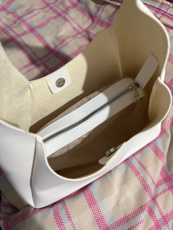 Beyaz Suni Deri Kadın Çanta - Görsel 3