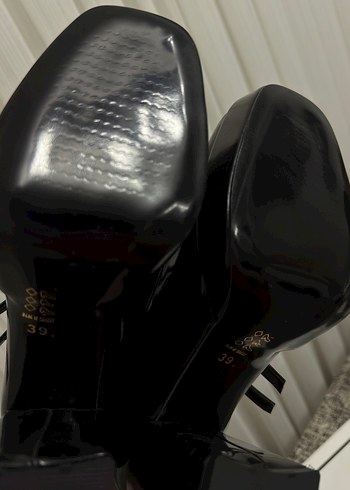 Siyah Kareli Tokalı Blok Topuk Kadın Ayakkabı - Görsel 3