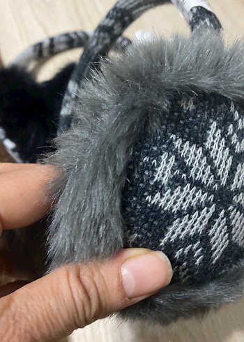 Gri Bohem Mini Triko Kürk Detaylı Kulaklık - Görsel 3