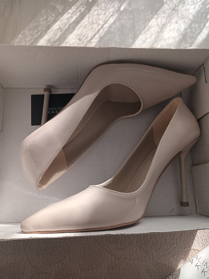 37 numara Bej Rugan Stiletto Topuklu Kadın Ayakkabı - Görsel 3
