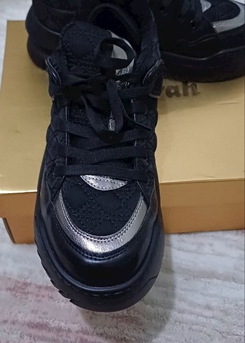 Yılan Desenli Siyah Platform Spor Ayakkabı - Görsel 2