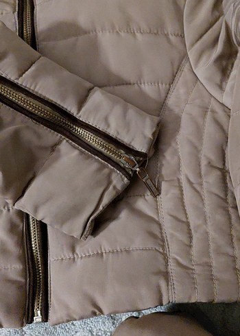 Bej Kemerli Kadın Kışlık Mont - Görsel 4