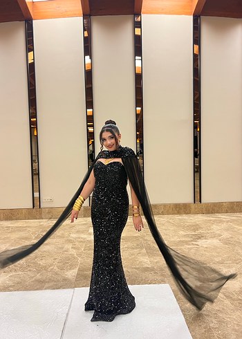 Siyah Straplez Uzun Drapeli Goth Abiye - Görsel 2