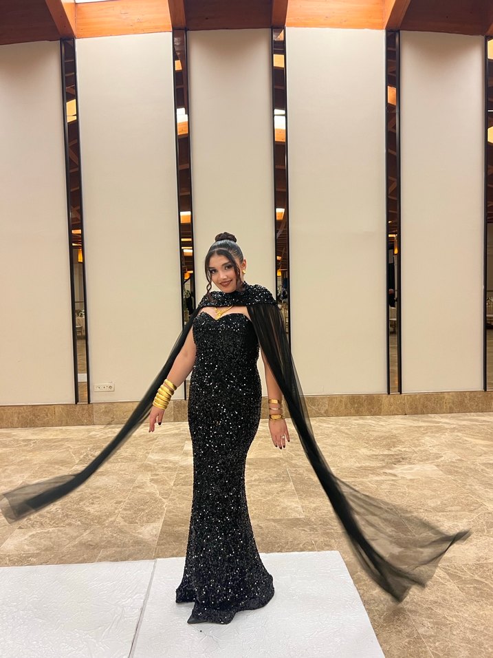 Siyah Straplez Uzun Drapeli Goth Abiye - Görsel 2