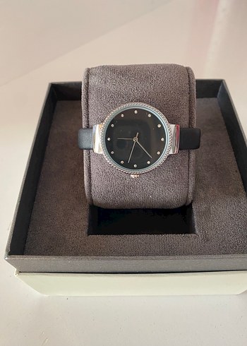 Gri Minimalist Kadın Kol Saati - Görsel 2