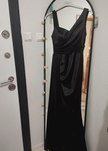 Siyah Drapeli Uzun Straplez Abiye Elbise - Görsel 2