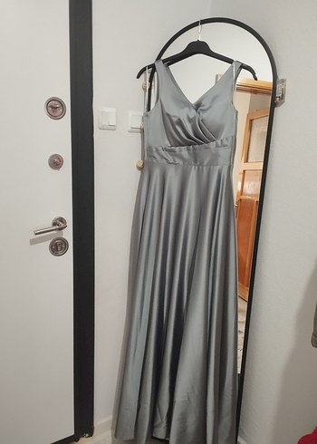 Gri Drapeli V Yakalı Uzun Abiye Elbise - Görsel 2