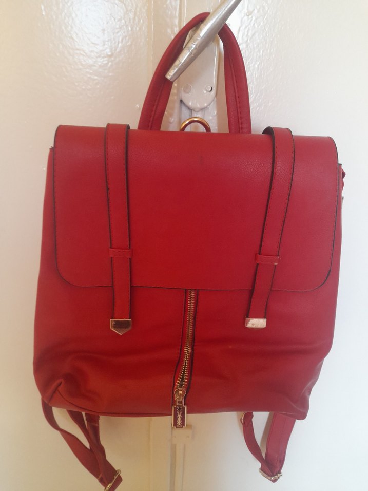 Kırmızı Deri Kadın Sırt Çantası - Görsel 2