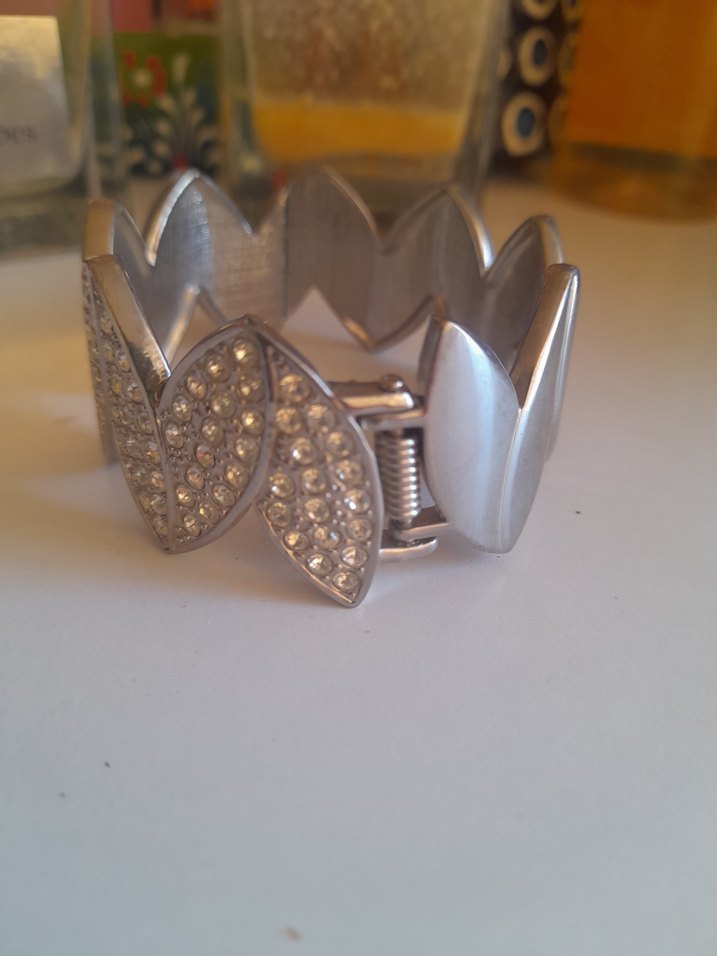 Gri taş Detaylı Yılan Desenli kelepçeli Bileklik - Görsel 4