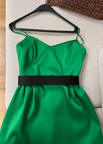 Yeşil Parlak Kemerli Mini Elbise - Görsel 2