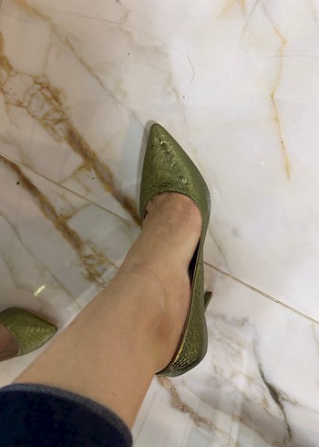 Parlak Yeşil Yılan Desenli Stiletto - Görsel 4