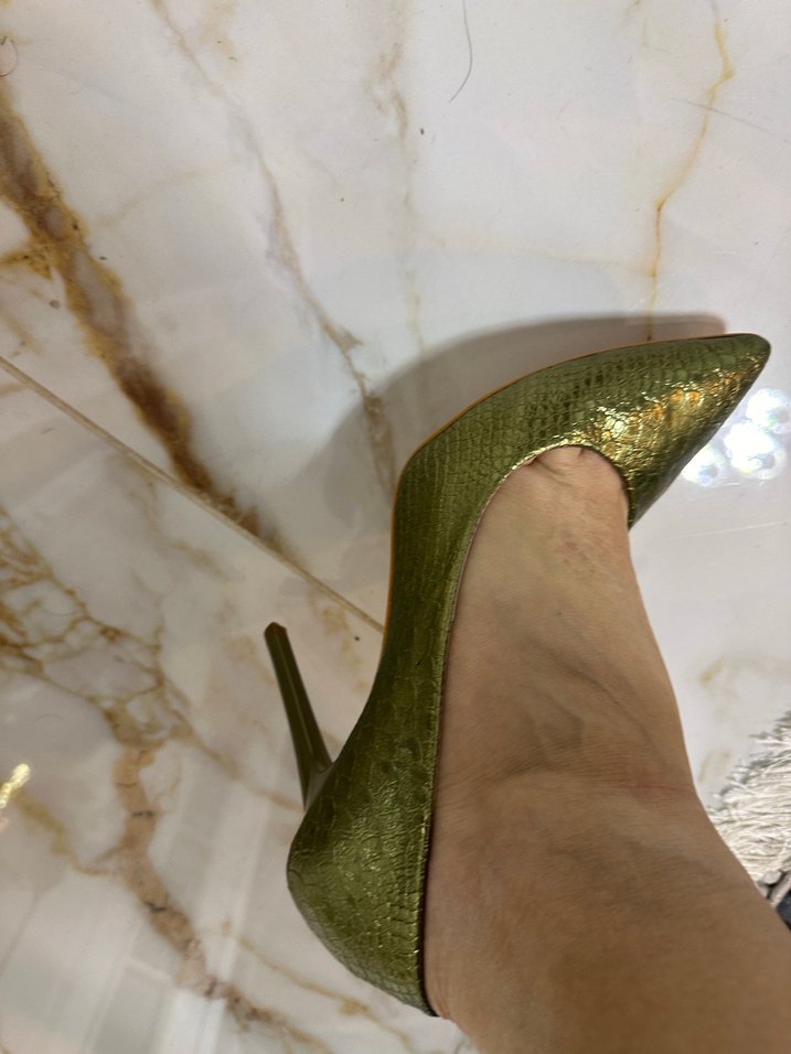 Parlak Yeşil Yılan Desenli Stiletto - Görsel 2