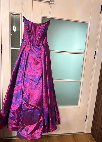 Straplez Mor Uzun Abiye Elbise - Görsel 3