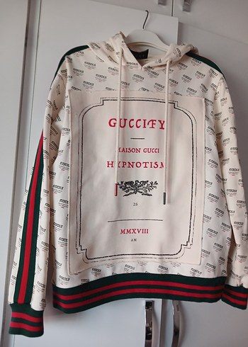 Gucci diğer