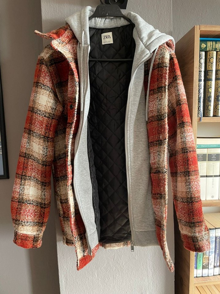 Zara kapüşonlu kapşonlu mont - Görsel 2