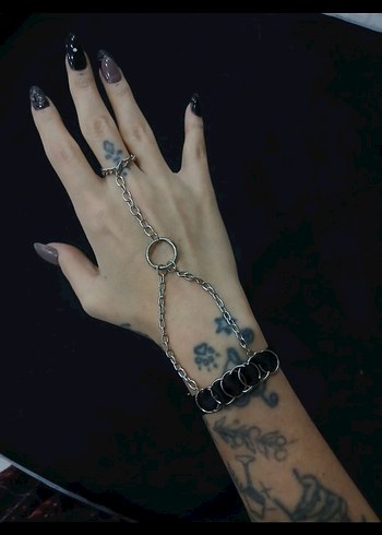 Zincir Detaylı saten bileklik şahmeran Gotik goth gothic siyah - Görsel 2