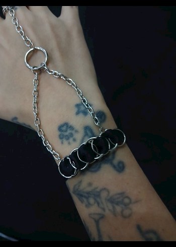 Zincir Detaylı saten bileklik şahmeran Gotik goth gothic siyah - Görsel 3