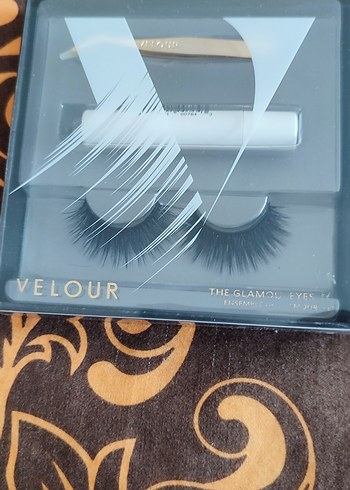 Bej Renkli Koyu Takma Kirpik Seti - Görsel 3