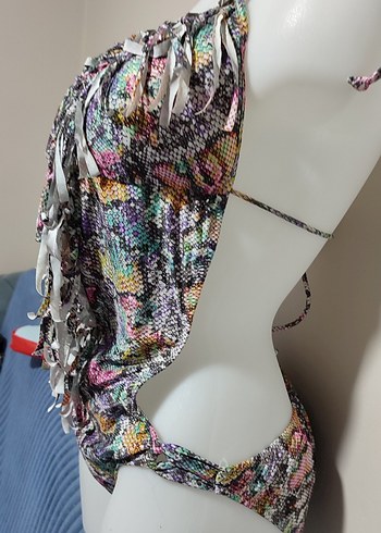 # Kom Mayo Püsküllü Çok Renkli Yılan Desenli Mini Mayo - Görsel 2