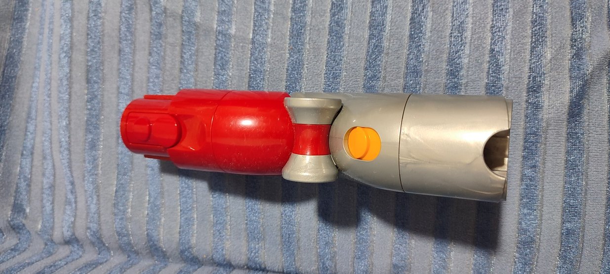 #Dyson V12  koltuk altı başlığı Kırmızı ve Gri El Süpürgesi - Görsel 2