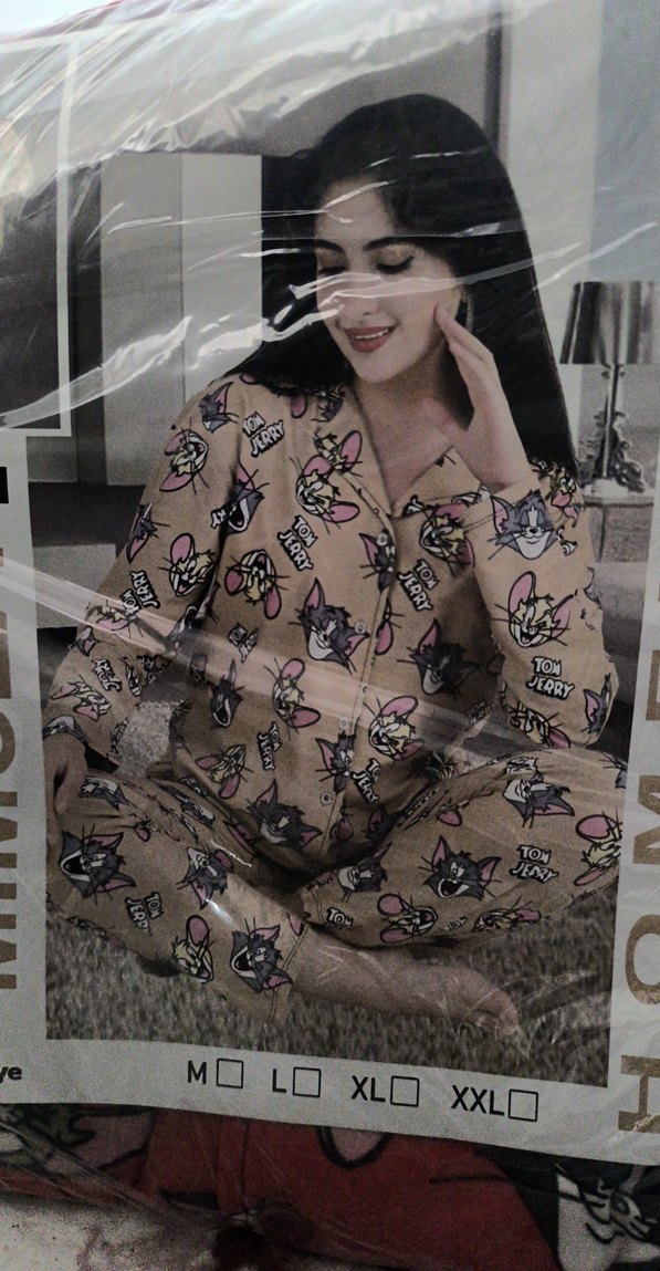 Kırmızı Pop Kültür Baskılı Düğmeli Kedi Kıyafeti - Görsel 4