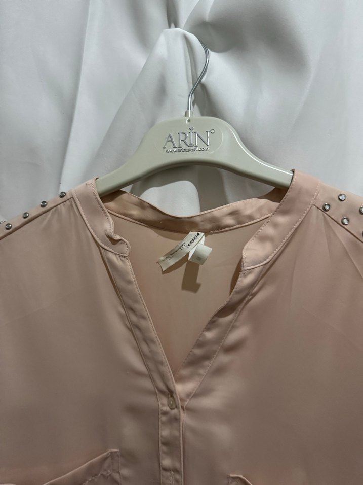 Düğmeli Pudra Kadın Gömlek - Görsel 2