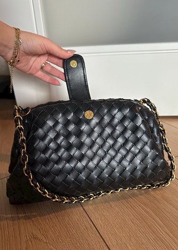 Zincir Detaylı Siyah Deri Kadın Çanta - Görsel 3