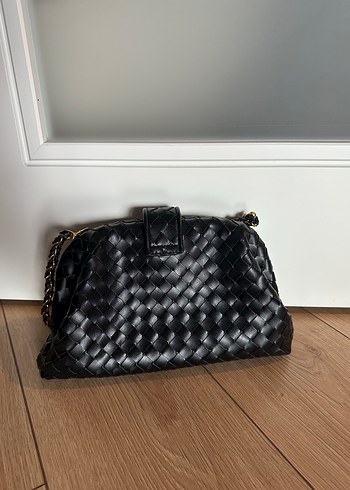 Zincir Detaylı Siyah Deri Kadın Çanta - Görsel 4