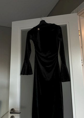 Uzun Siyah Kadife Drape Kadın Elbise - Görsel 4