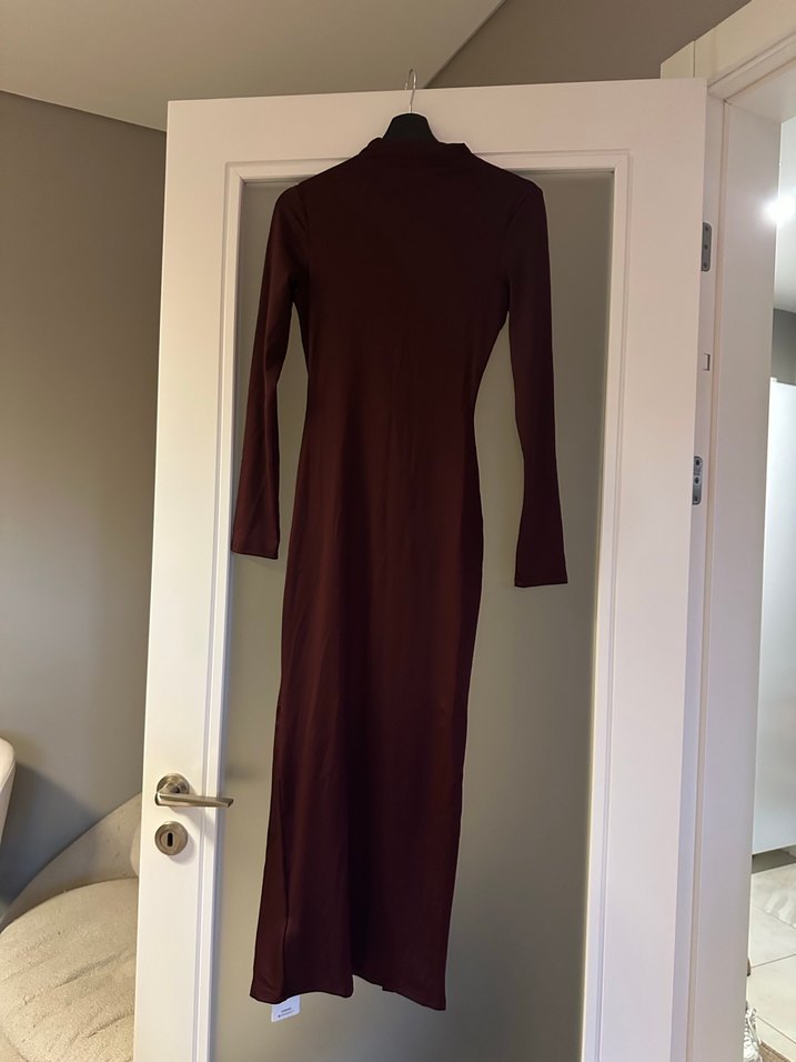 Bordo Uzun Drapeli Kadın Elbise - Görsel 5