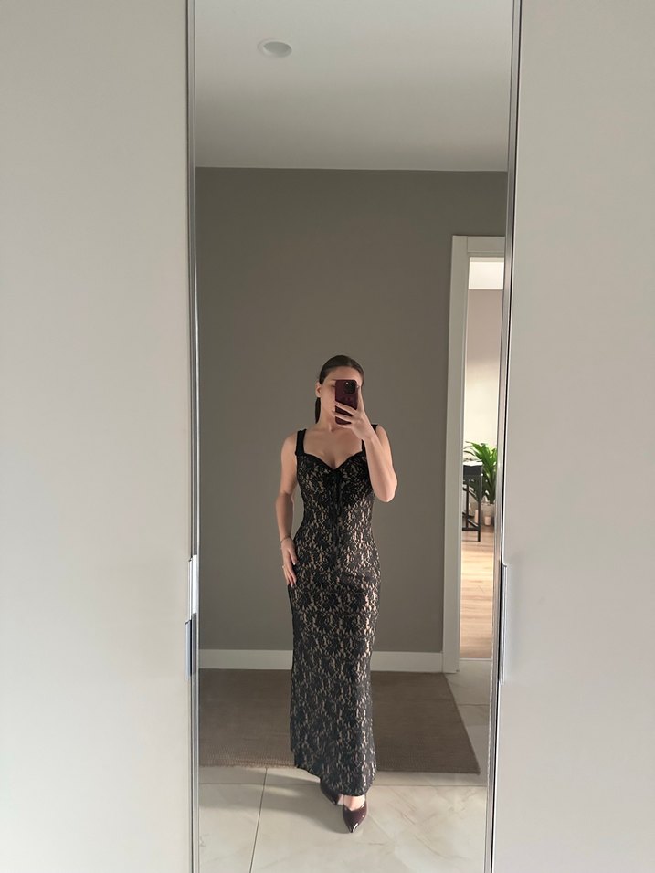 Dantel Detaylı Siyah Uzun Abiye Elbise - Görsel 2