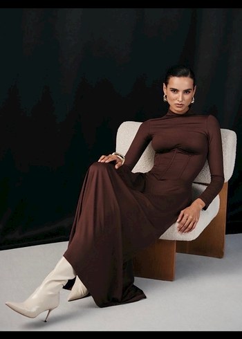 Kahverengi Uzun Kollu Korse Detay Kadın Elbise - Görsel 8