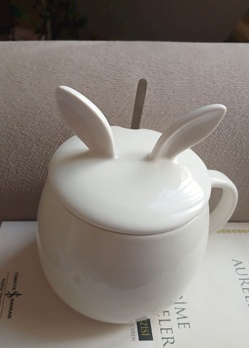 Kulplu Beyaz Tavşan Kulaklı Kapaklı Kaşıklı Kupa - Porselen - Görsel 2