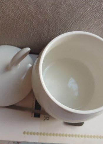 Kulplu Beyaz Tavşan Kulaklı Kapaklı Kaşıklı Kupa - Porselen - Görsel 5