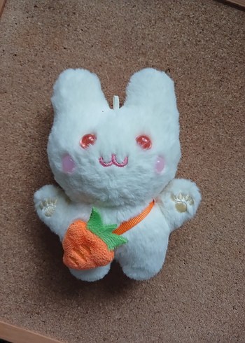 Beyaz Peluş Tavşan Havuçlu Anahtarlık - Görsel 2