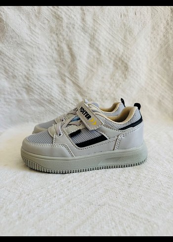 Gri Beyaz Erkek Çocuk Spor Ayakkabısı Velcro - Görsel 3